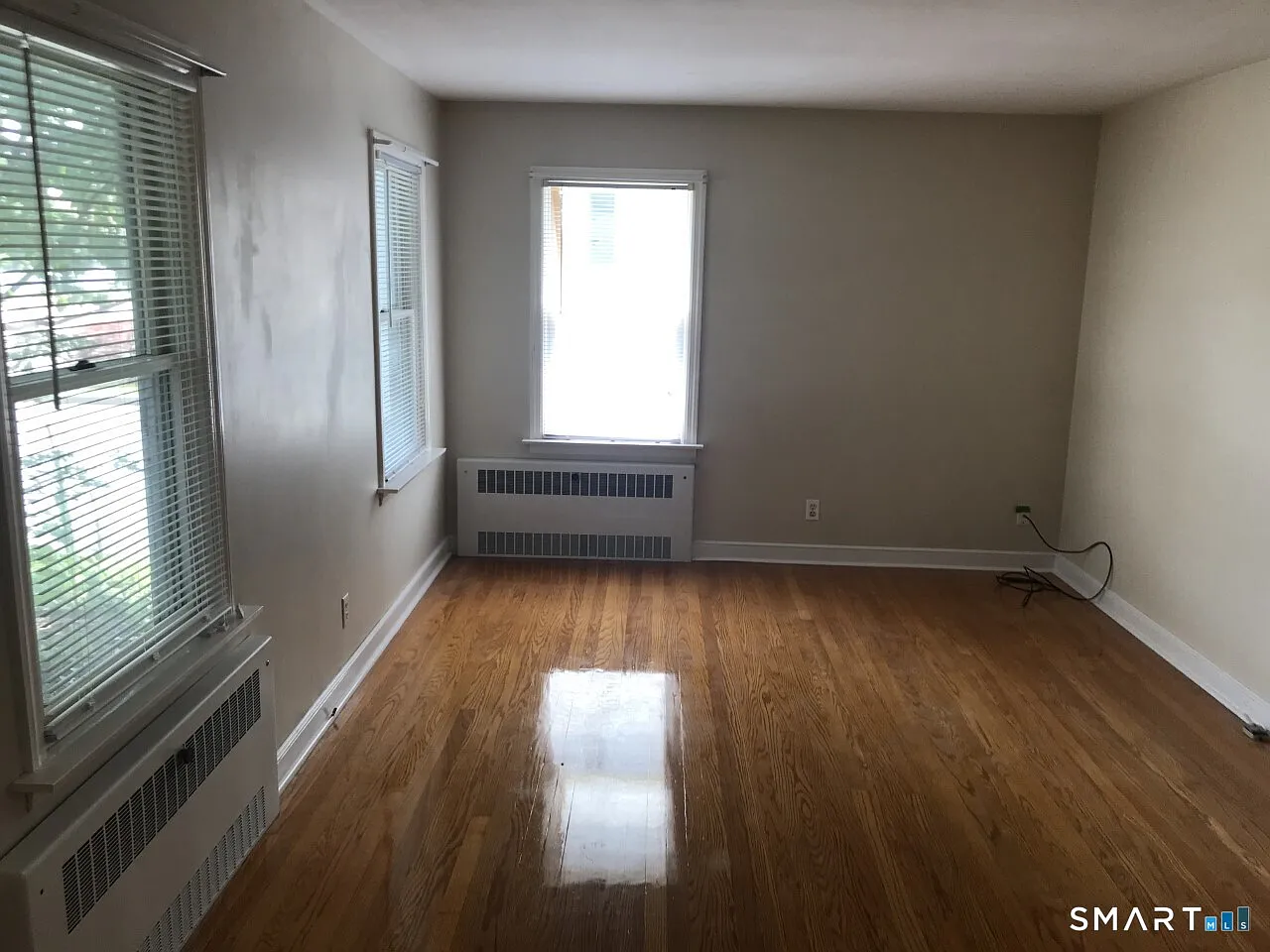 2 bed, 1.0 bath, 1176 sqft, $2,300 — Photo 4