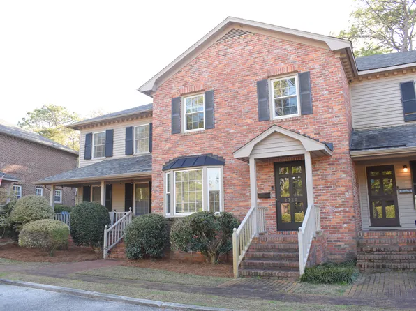 2720 Oleander Dr, Wilmington, NC 28403