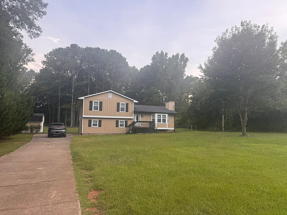 120 Nectarine Dr