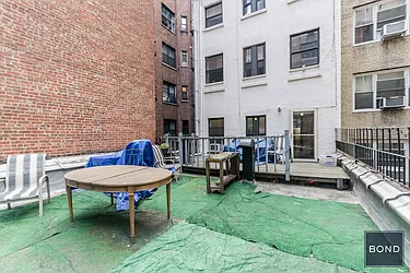 Rented by Bond New York