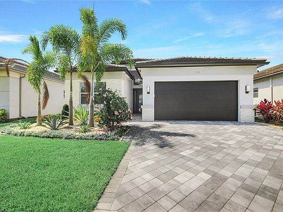 4th image of 11322 Jacaranda DR