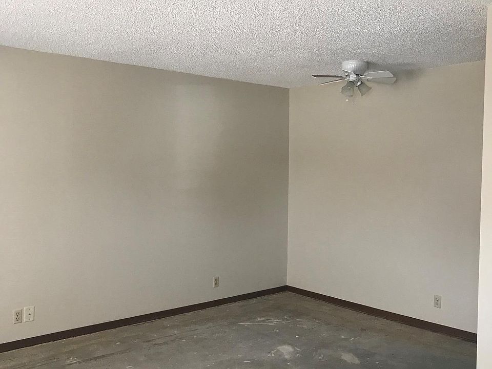 1st image of 1012 E 27th Ave
