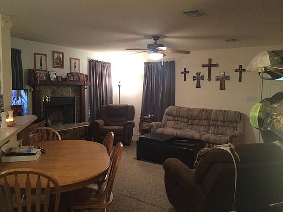 4th image of 708 Armadillo Dr