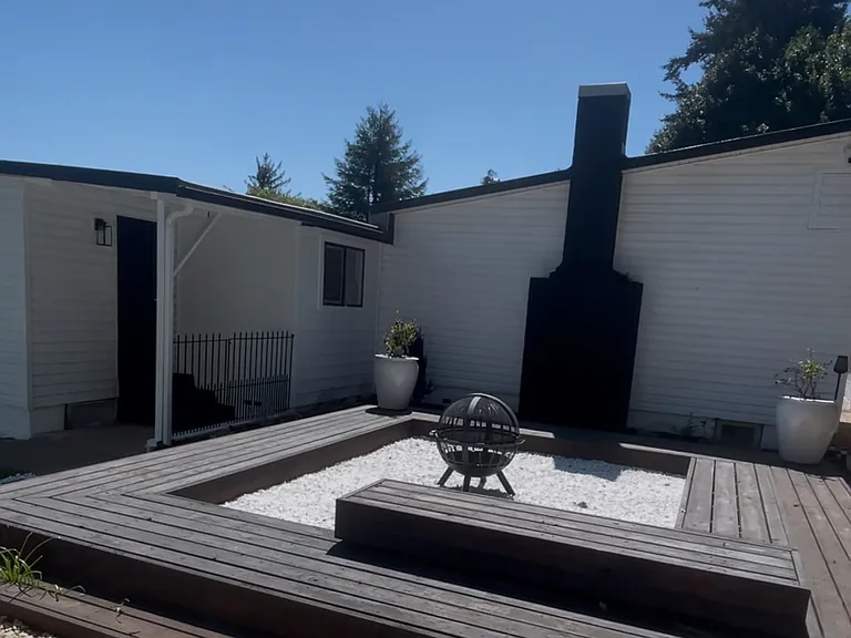 1398 Oregon Ave — Photo 23