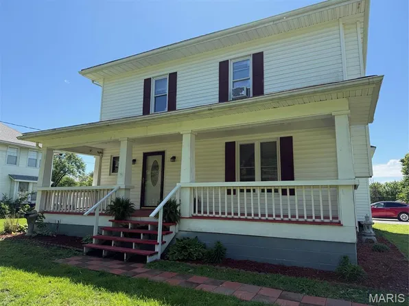 312 W Milton St, New Florence, MO 63363