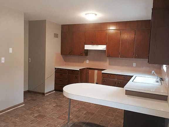 5th image of 6321 Ash Ave