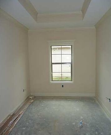 4th image of 114 Bottle Brush Ln
