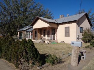 601 N Peach St, Alpine, TX 79830