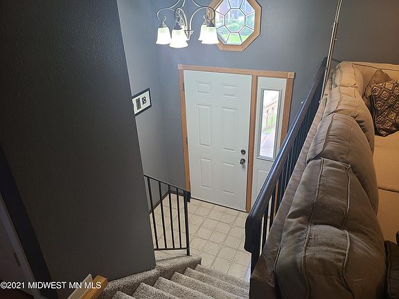 3rd image of 2927 17th Ave S