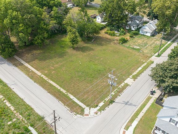 2nd image of 2604 N 28th Ave