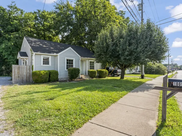 1009 Greenland Dr, Murfreesboro, TN 37130