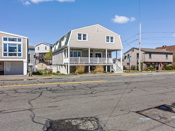 2nd image of 131 N End Blvd Unit 1