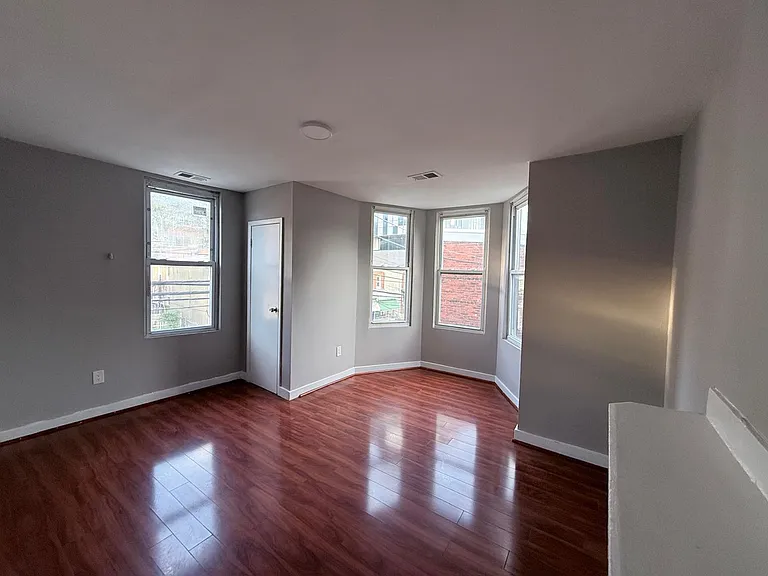 4200 Powelton Ave #2 — Photo 4