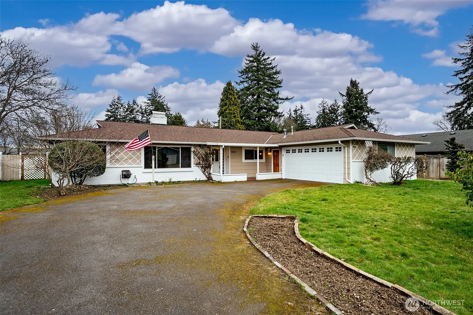 7847 78th Avenue SW photo 1
