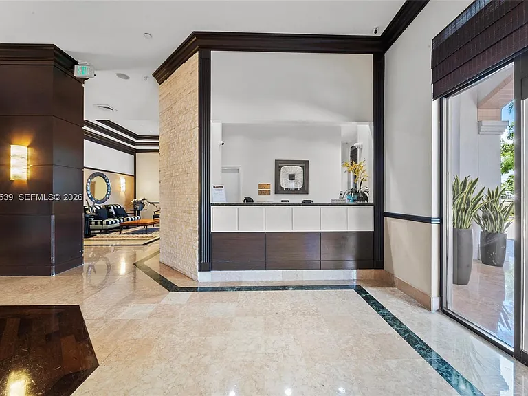 3598 Yacht Club Dr #601 — Photo 47