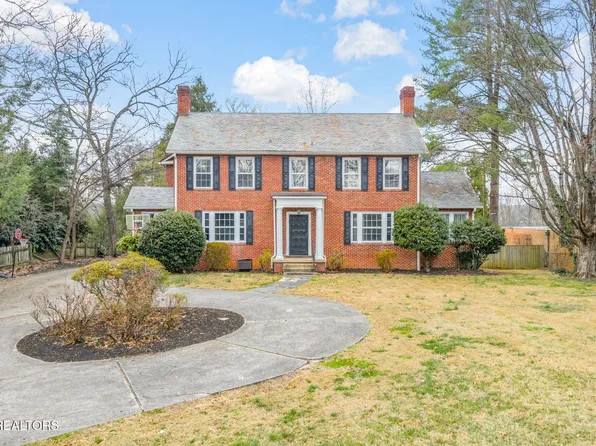3823 Kingston Pike, Knoxville, TN 37919