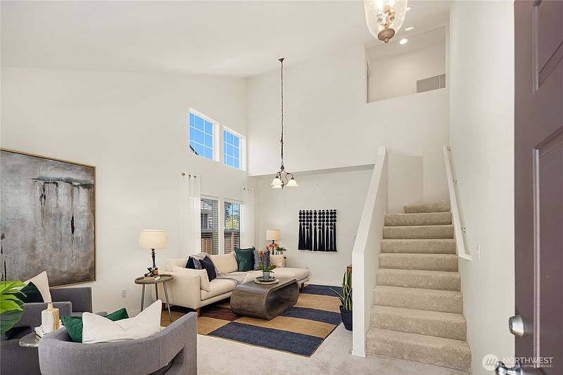 3rd image of 1511 65th Street SE