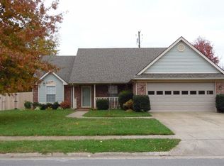 740 Eureka Dr, Versailles, KY 40383