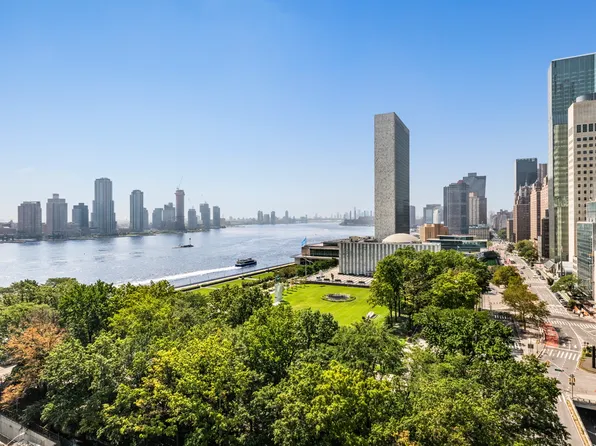 860 United Nations Plaza image 1 of 20