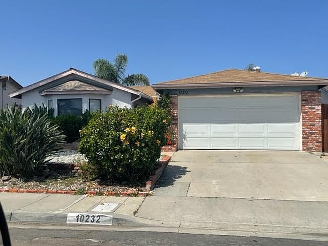 1st image of 10232 Baroness Ave