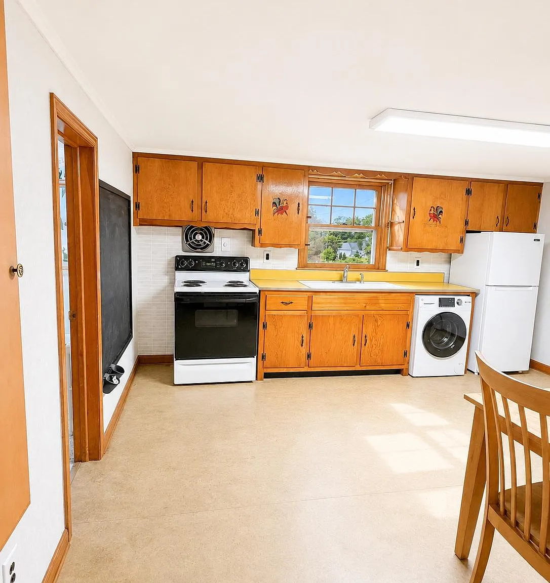 1 bed, 1.0 bath, 900 sqft, $2,500 — Photo 4