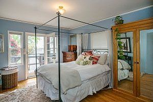 5th image of 510 E Micheltorena St