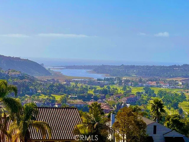 7 bed, 5803 sqft, $14,000 — Photo 1