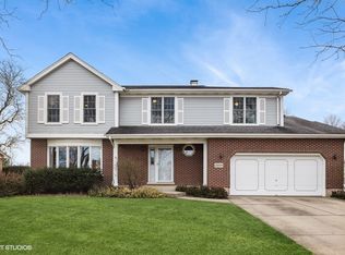 2009 Judd St, Darien, IL 60561