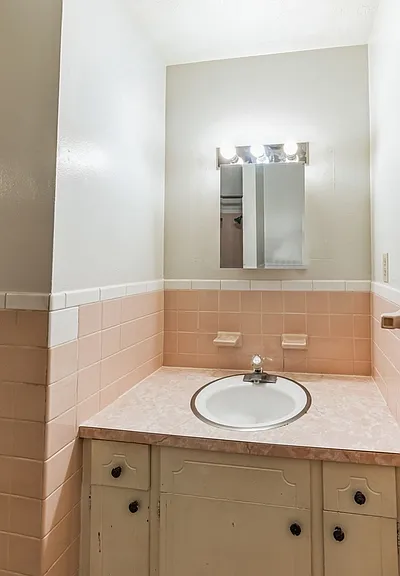 Bellevue Gardens Apartments — Photo 5