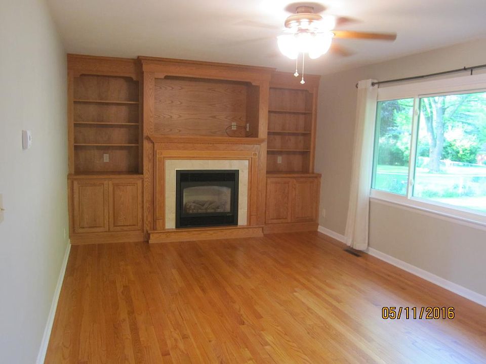 1st image of 2304 Broadmoor Ave