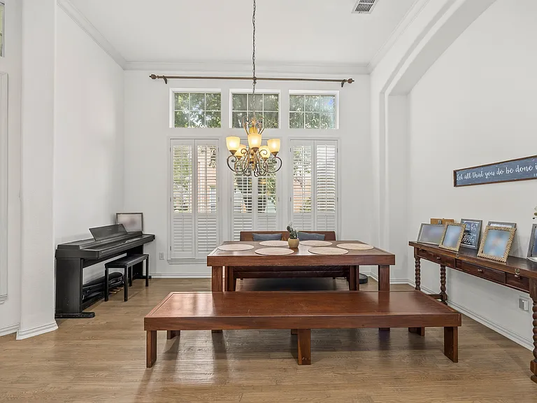 6805 Magnum Dr — Photo 11