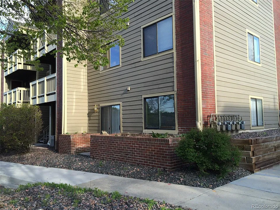 10785 W 63rd Pl #105