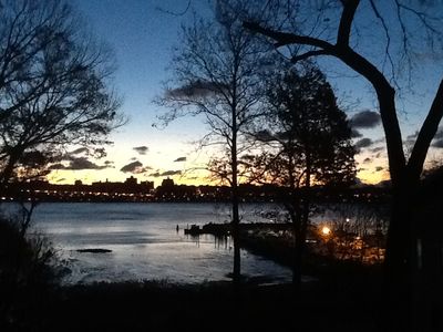 2 Washington Ln, Edgewater, NJ, 07020