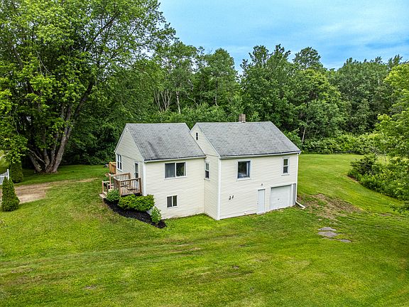 3rd image of 815 Royalsborough Road