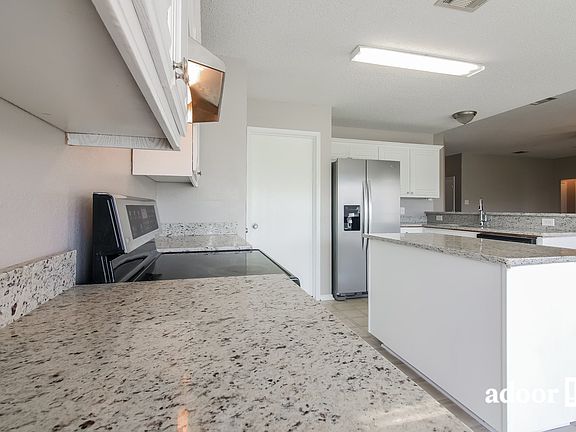 2nd image of 360 McMurtry Dr