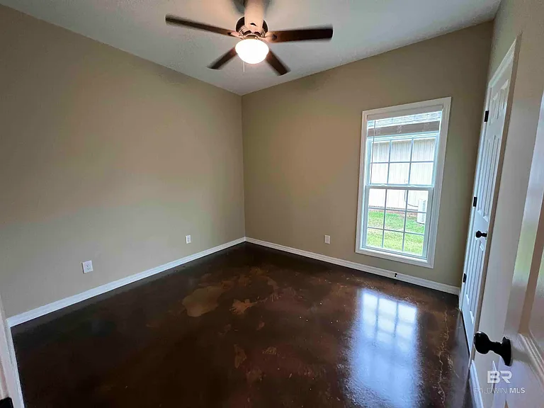 33122 Stables Dr #B — Photo 12