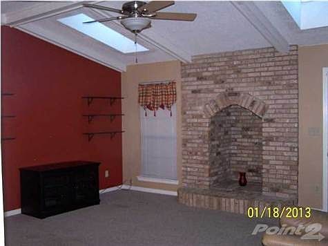 4th image of 5813 Hermitage Cir