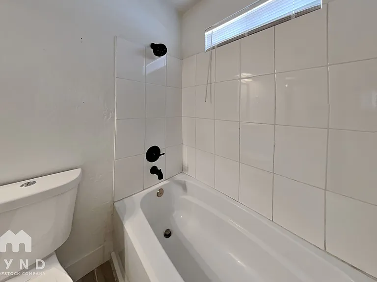 4561 W Boca Raton Rd — Photo 15