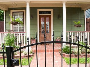925 W 25th St, Houston, TX 77008