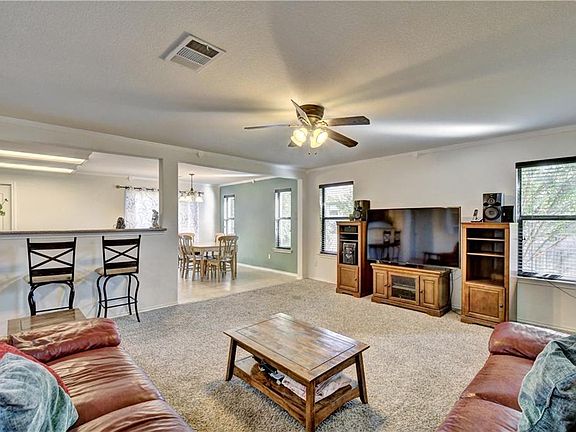 5th image of 507 Trail Dust Dr