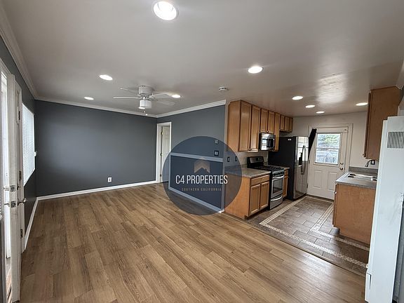 2nd image of 315 Lado De Loma Dr Unit 2