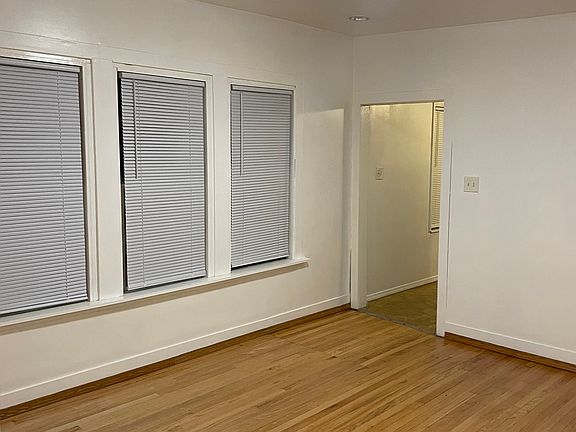 4th image of 7117 S Wabash Ave #2
