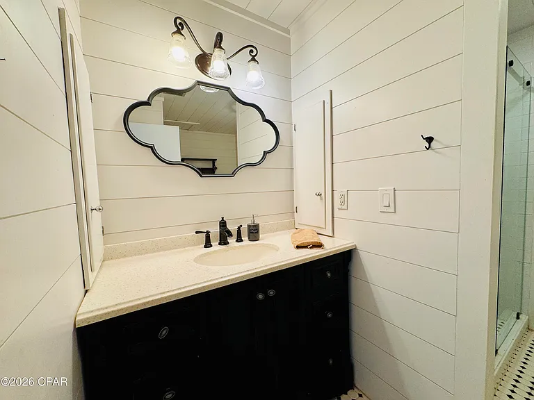 916 Cobia Dr — Photo 17