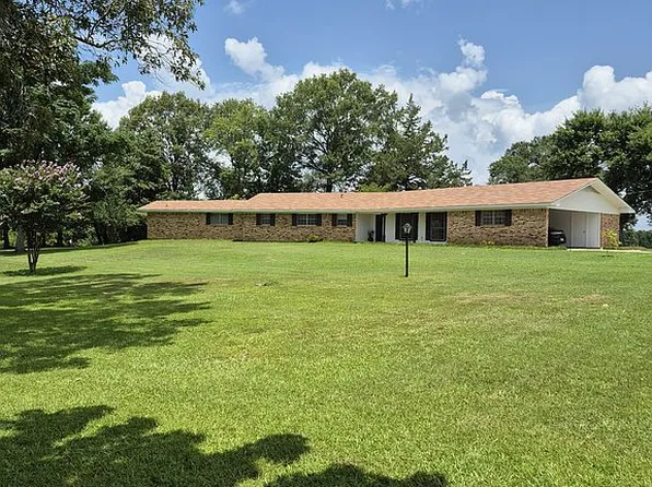 1241 Country Club Cir, Minden, LA 71055