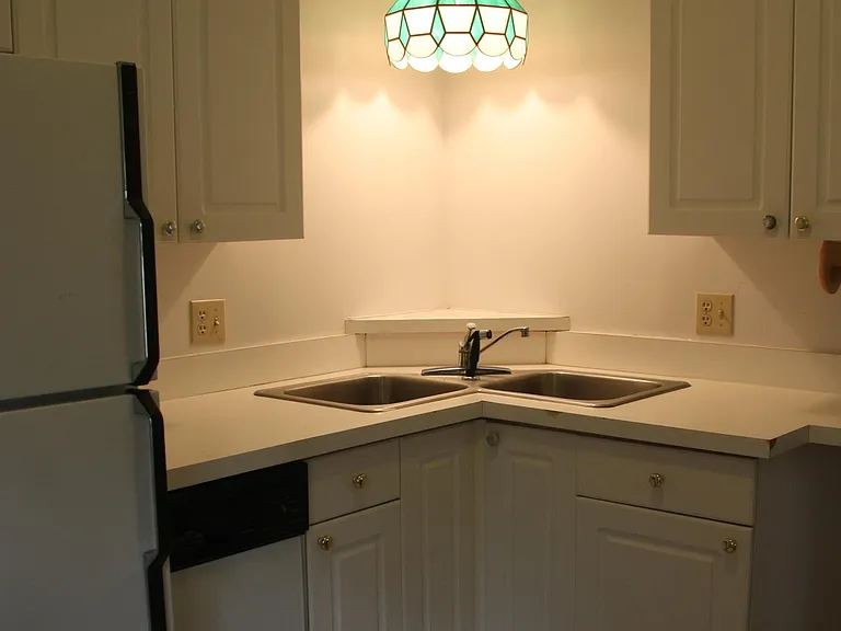 2029 E Park Pl #1 — Photo 4
