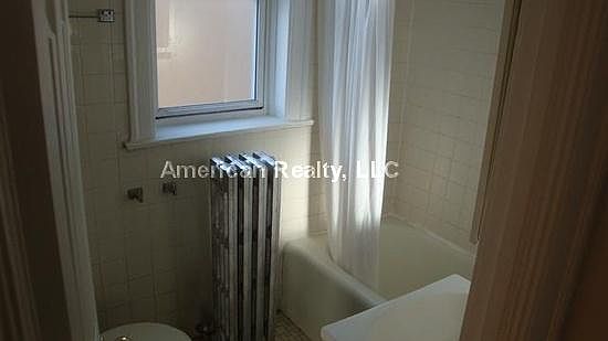 1st image of 6445 N Richmond St APT 2E