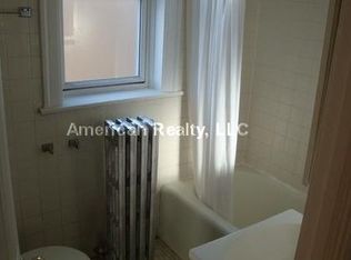 6445 N Richmond St APT 2E, Chicago, IL 60645