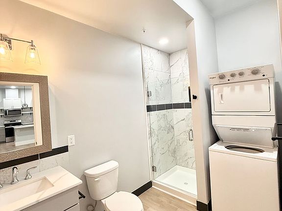 2nd image of 19 SW Dorion Ave #301