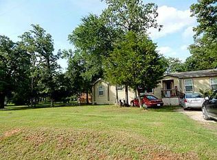 11577 Falcon Crest Dr, Bryan, TX 77808