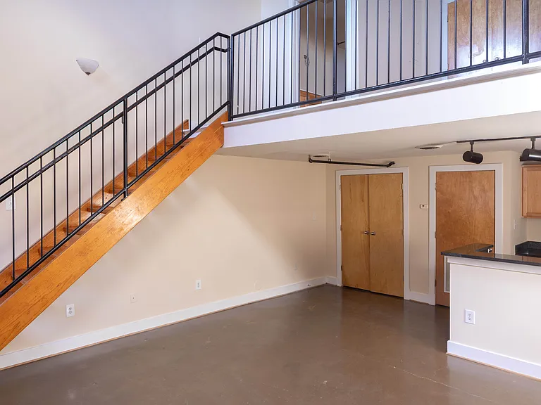 Cornish Brewery Apartments — Photo 52